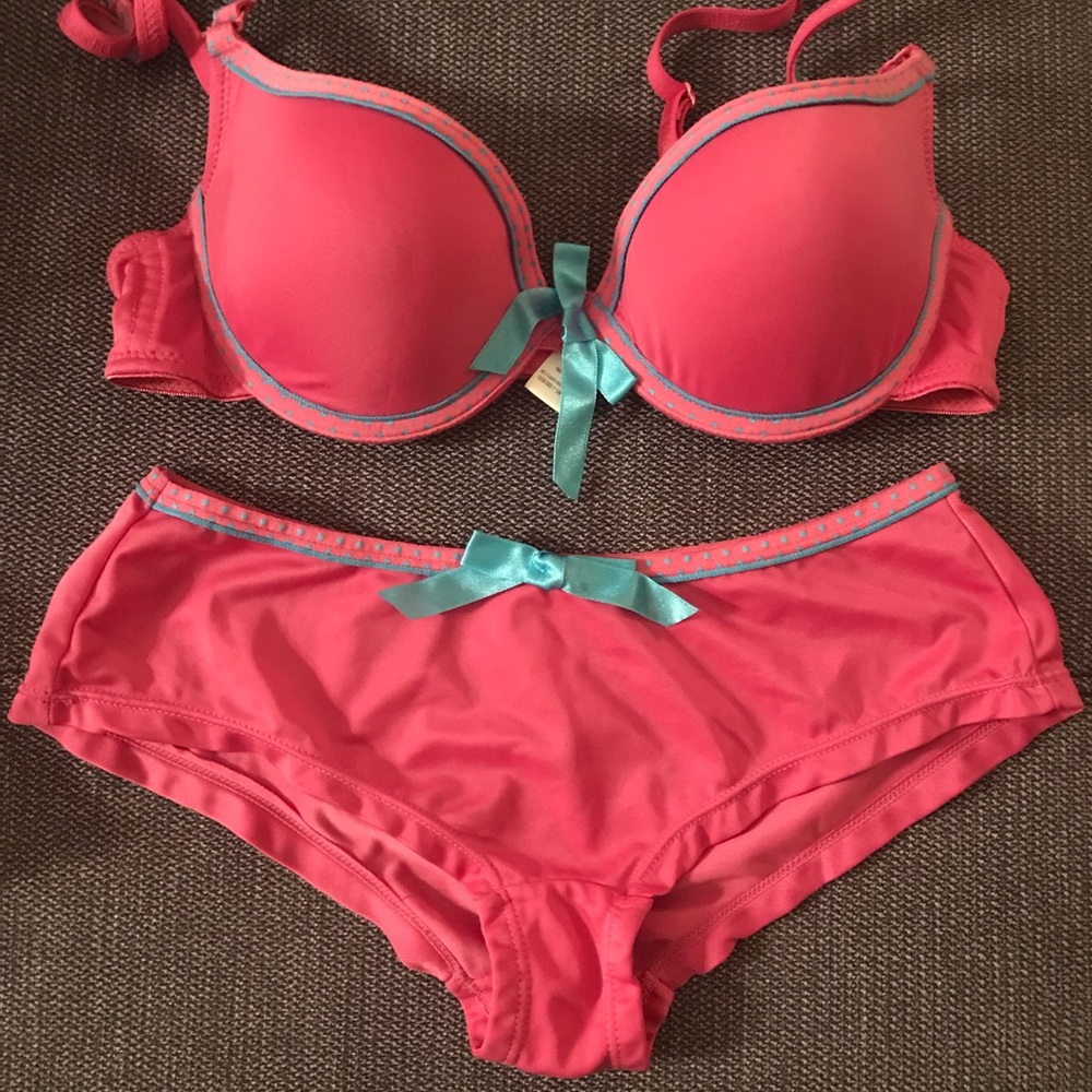 Pink and blue bra set